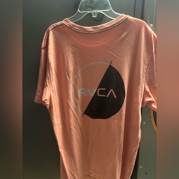 RVCA T-Shirt - Picture 2 of 3